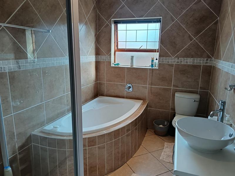 3 Bedroom Property for Sale in Morningside Eastern Cape